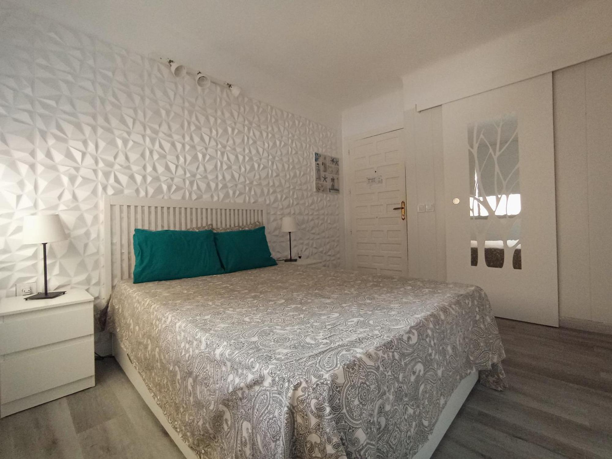 Apartamento Una Habitacion Supercentrico 토레몰리노스 외부 사진