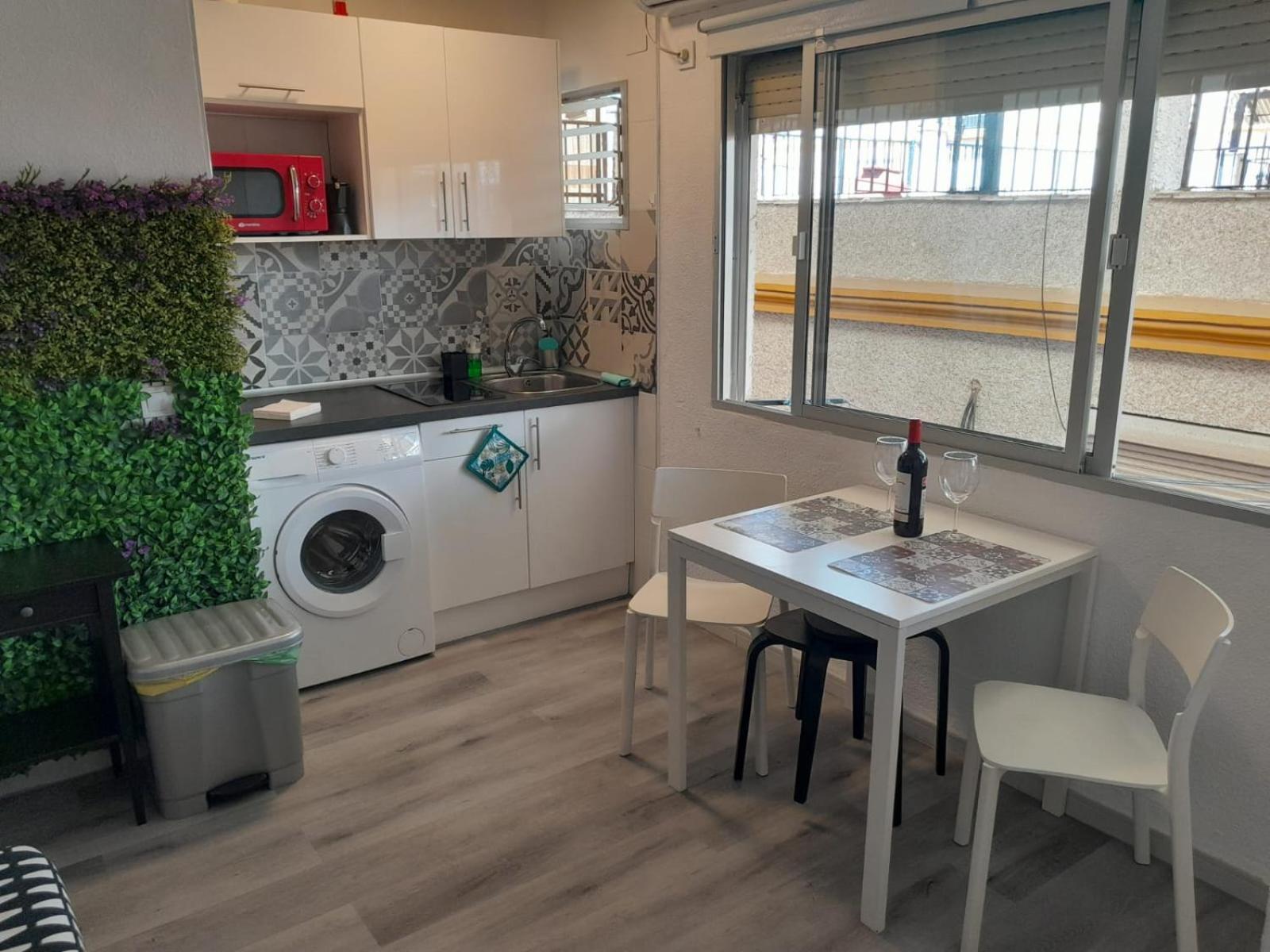 Apartamento Una Habitacion Supercentrico 토레몰리노스 외부 사진